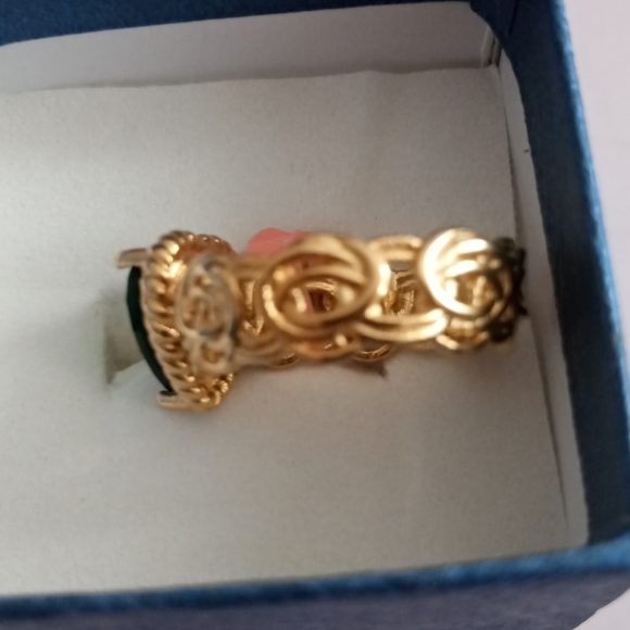 EMERALD GOLD RING NWT - Picture 2 of 4
